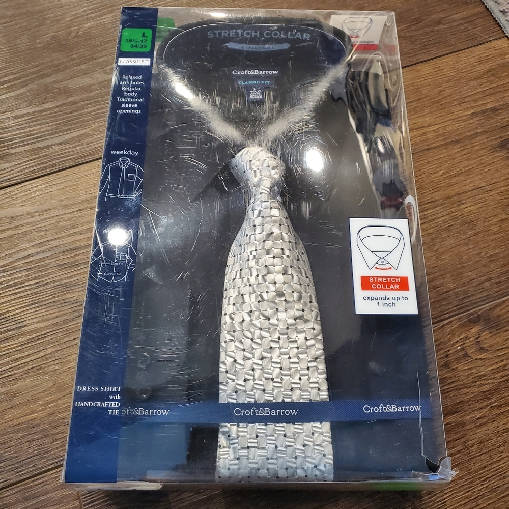 Croft & Barrow Men's black button down and tie